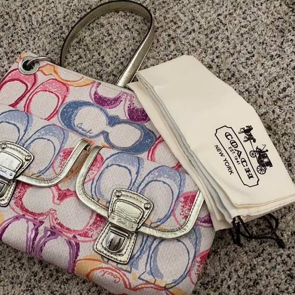 Coach purse - Picture 4 of 4